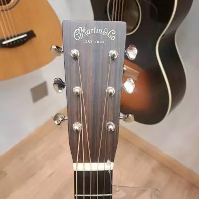 Martin Guitars - HD-28E 2